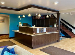 Bangor Suites Airport Hotel
