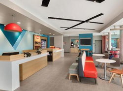 Avid hotels - Ft Lauderdale Airport - Cruise, an IHG Hotel