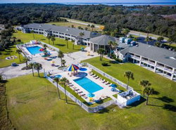 Days Inn & Suites by Wyndham Jekyll Island