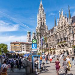 Marienplatz, Munich Accommodation Arizona