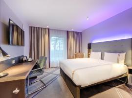 Premier Inn Düsseldorf City Friedrichstadt Accommodation Arizona