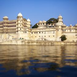 City Palace of Udaipur, Udaipur Accommodation Arizona
