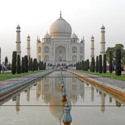 Taj Mahal, Agra Accommodation Arizona