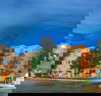 Days Inn  Suites by Wyndham Airport Albuquerque - Accommodation Arizona