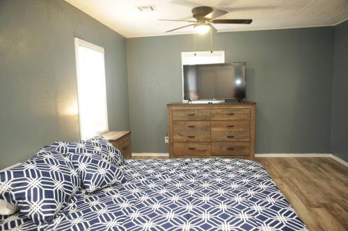 1 Bedroom With A Fireplace Close To Base - thumb 5