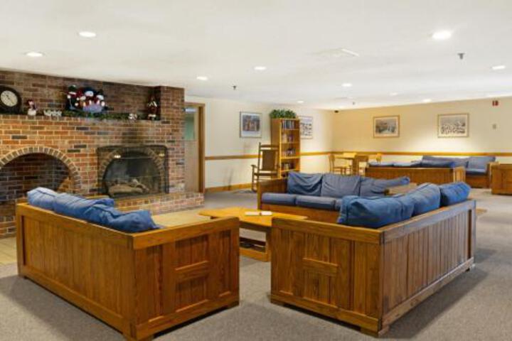 1 Bed 1 Bath Vacation Home In Newry - thumb 2