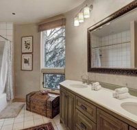 Classically Decorated 3 Bedroom Condo Arrowhead Village Condo - Accommodation Arizona