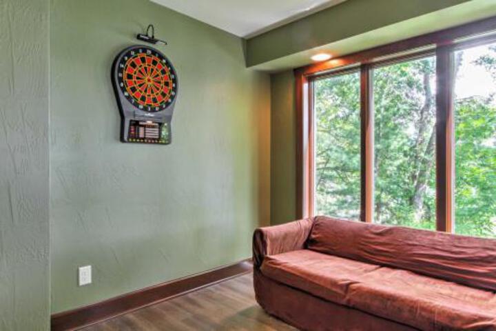 Lakefront Waupaca Home W / Pool Table Dock & Views! - thumb 2