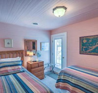 Lakefront Hopatcong House w / Large Porch  Dock - Accommodation Arizona