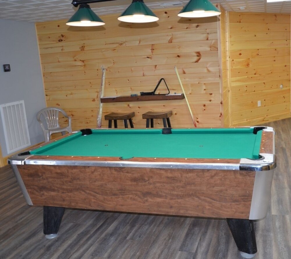 Nature Lovers Dream! Steps From Fishing Plus 140 Acres Of Hiking! 4 Bedroom Home - thumb 3