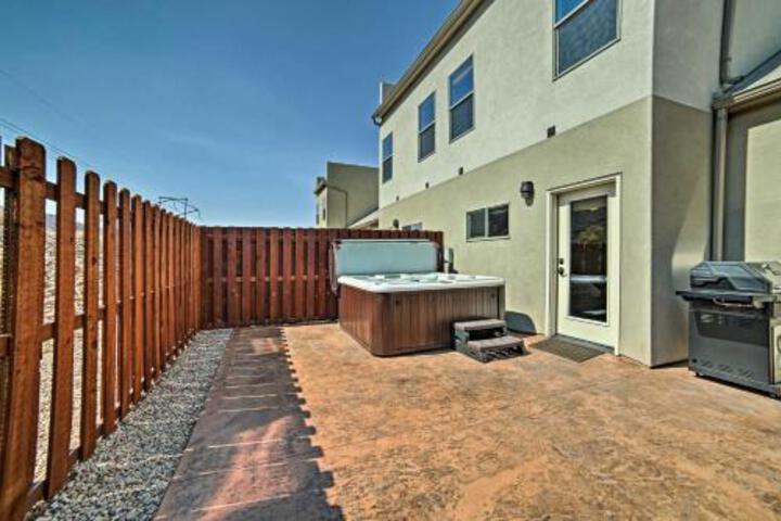 Moab Townhome W / Hot Tub & Patio Near Arches - thumb 2