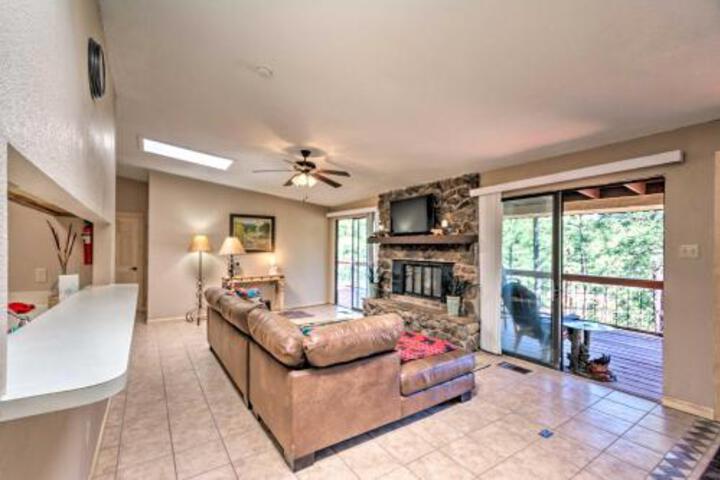 Ruidoso Condo With Deck 13 Mi From Ski Apache! - thumb 6