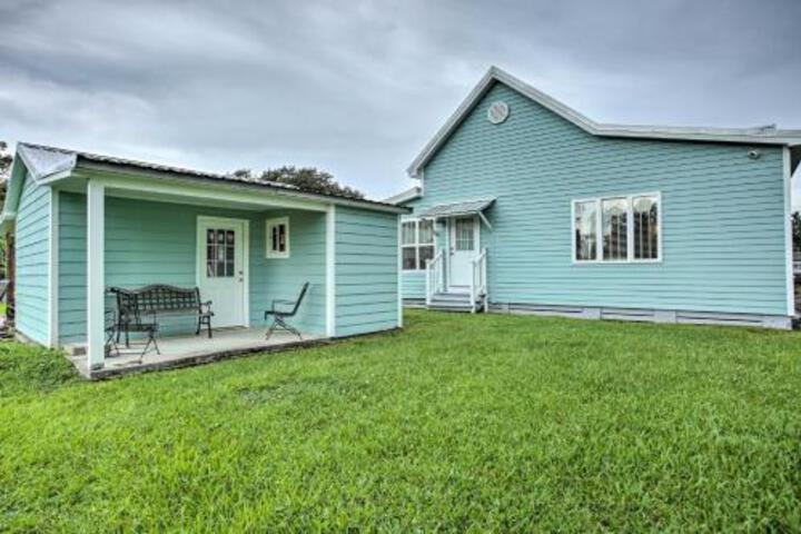 Cottage With Porch 3 Min Walk To Bay St. Louis - thumb 0