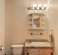 Waterfront Alburgh House on Lake Champlain - Accommodation Arizona