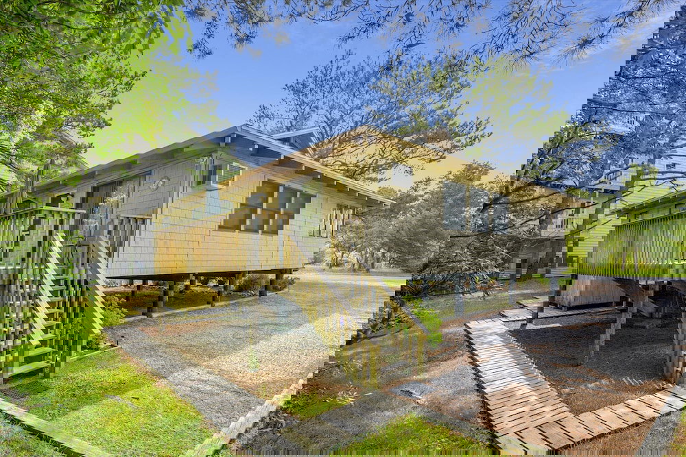 Sandpiper By Long & Foster - thumb 1