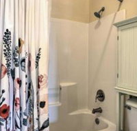 NEW Charming Condo on Morningside Church Campus - Accommodation Arizona