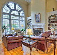 Private Forest Mansion w / Movie Theatre  Gym - Accommodation Arizona