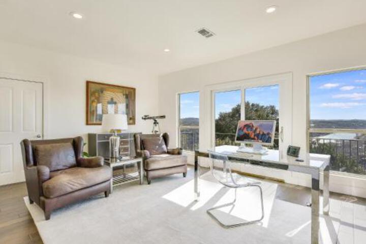 THE ARRIVE HARMONY On LAKE AUSTIN Estate - thumb 2