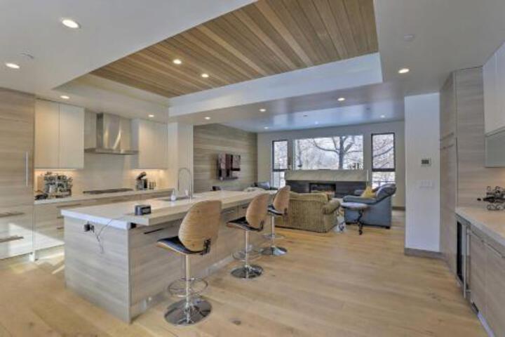 NEW! Luxurious Home Walk To Beaver Creek Gondola! - thumb 3