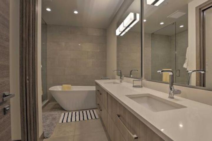 NEW! Luxurious Home Walk To Beaver Creek Gondola! - thumb 0