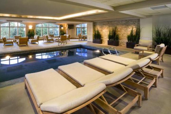 Modern 2br + Den At St. James Sleeps 10! Condo - thumb 1