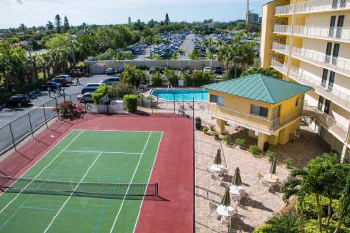 1 Bed Direct Beach Access Close To J.W. Marriott!! - thumb 4