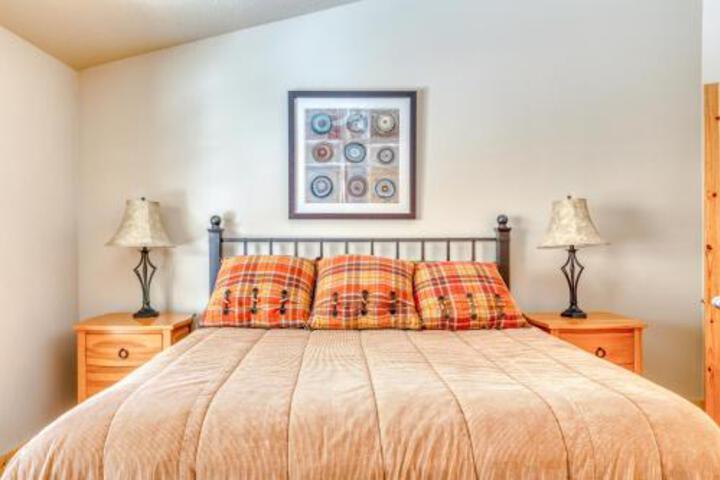 Collins Lake Chalet #24 - thumb 4