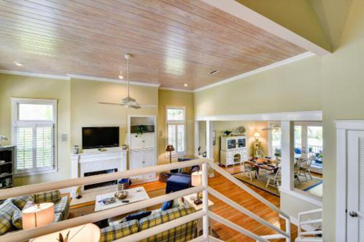 Delahunt Cottage - thumb 0