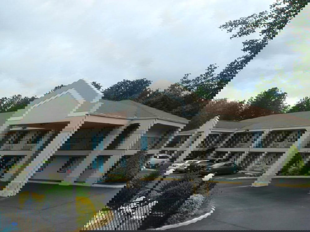 Key West Inn - Roanoke - thumb 2