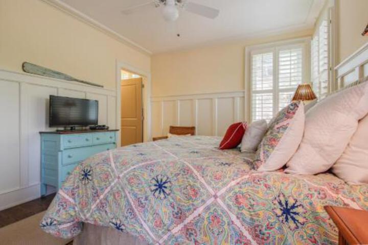 Camellia Villa - thumb 1