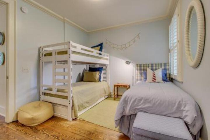 Camellia Villa - thumb 2