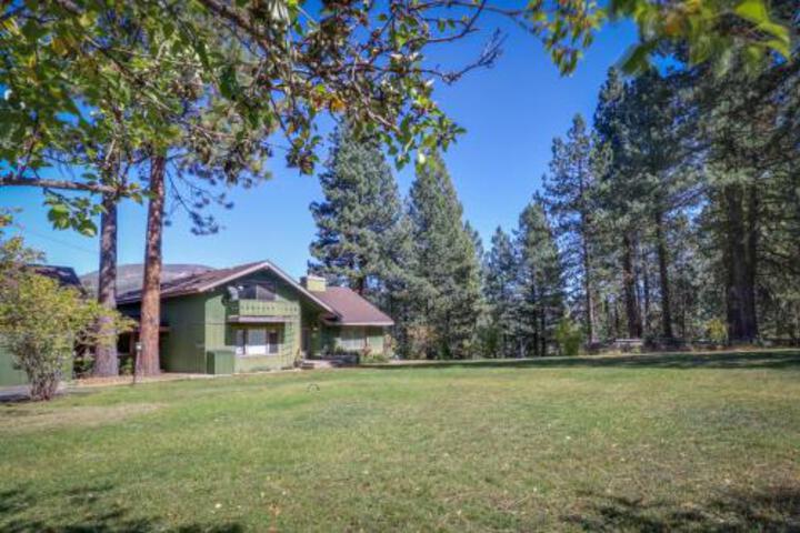 Mountain & River View Cliff House - thumb 2