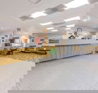 Super 8 by Wyndham Alma - Accommodation Arizona