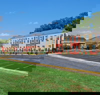 Clarion Pointe Corydon - Accommodation Arizona