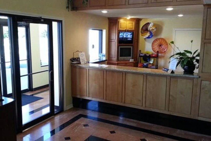 12 Oaks Hotel - thumb 6