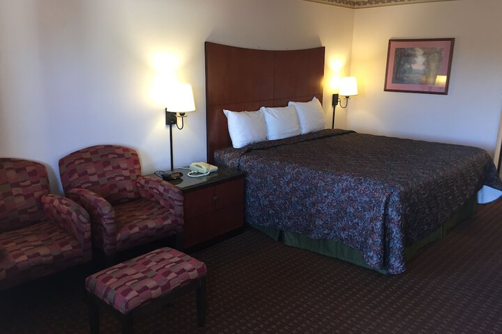 Briarwood Inn - thumb 6