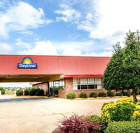 Days Inn by Wyndham Batesville - Accommodation Arizona