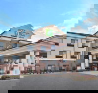 Holiday Inn Express  Suites Wheeling an IHG Hotel - Accommodation Arizona