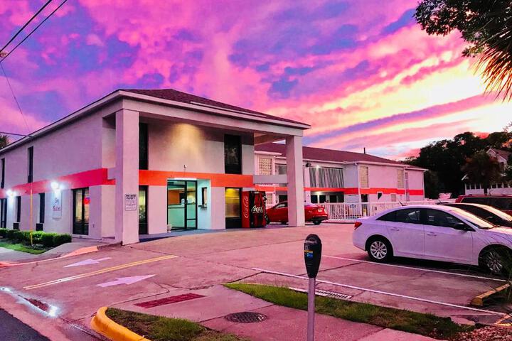 Sky Suites - thumb 4