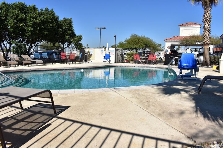 Motel 6 Apache Junction, AZ - thumb 7