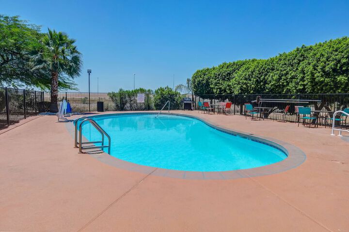 Motel 6 Apache Junction, AZ - thumb 5