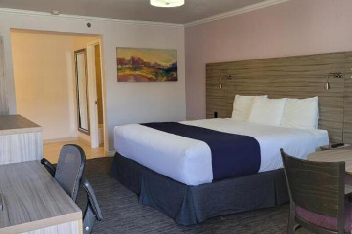 Death Valley Inn & RV Park - thumb 7