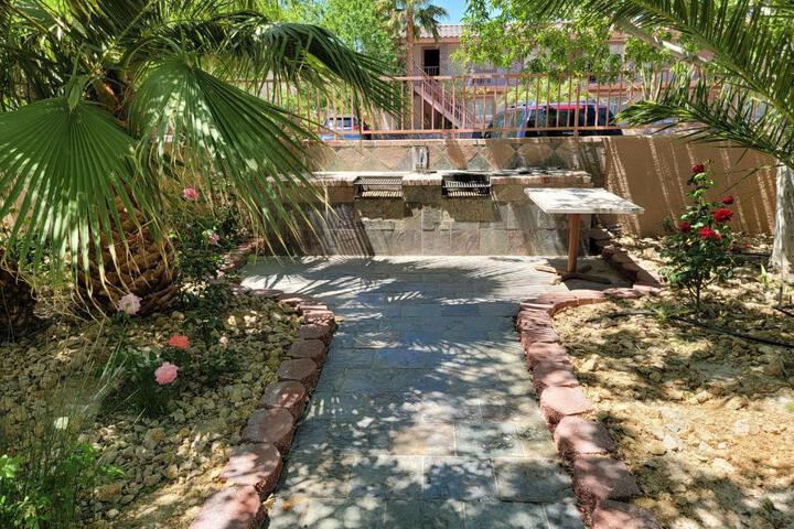 Death Valley Inn & RV Park - thumb 4