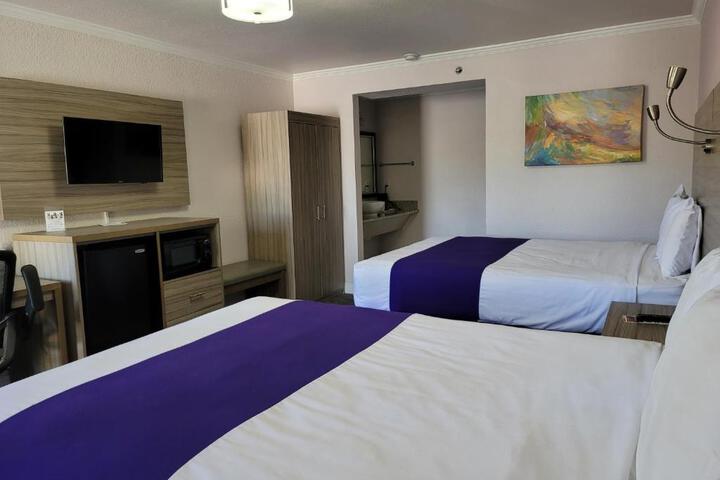 Death Valley Inn & RV Park - thumb 6