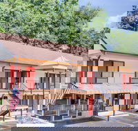 Days Inn by Wyndham Downtown Aiken - Accommodation Arizona