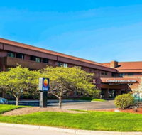 Comfort Inn  Suites North at the Pyramids - Accommodation Arizona