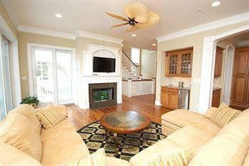 Waterside Walk Oceanfront - thumb 0