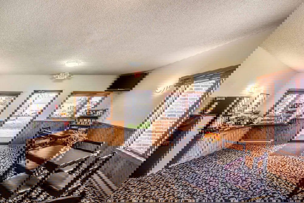 Econo Lodge - thumb 5