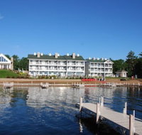 Quarterdeck Resort  Restaurant - Accommodation Arizona