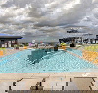 Global Luxury Suites in Bethesda - Accommodation Arizona